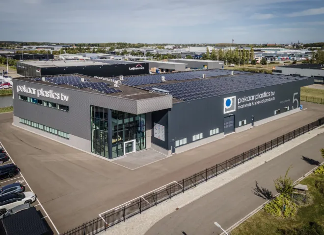 TechniCo Pekaar Plastics Goes 1